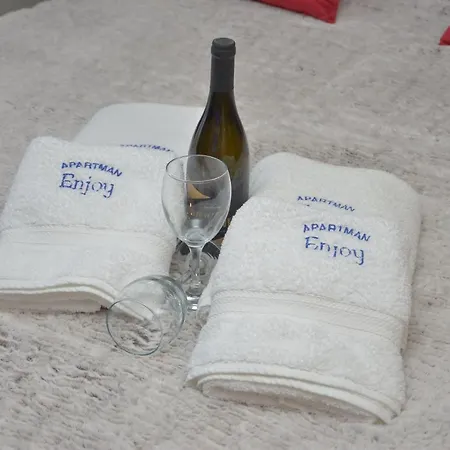 Enjoy N82 Milmari&spa